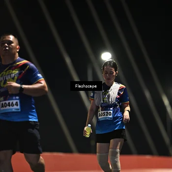 Runner Photo 9207113