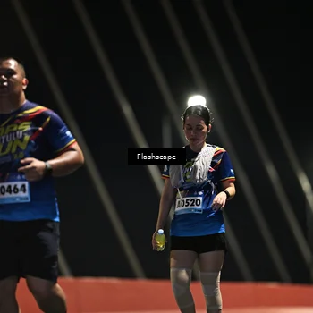 Runner Photo 9207117