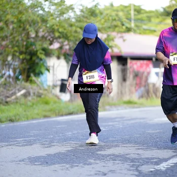 Runner Photo 9207142
