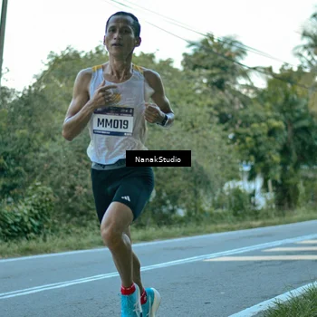 Runner Photo 9207378