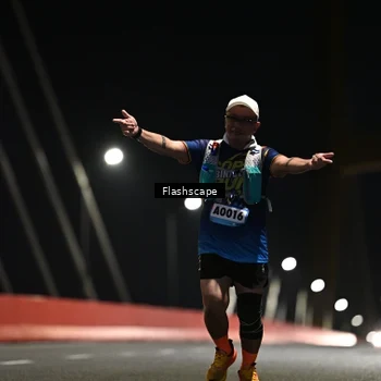 Runner Photo 9207612