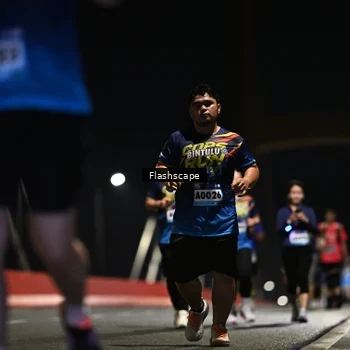 Runner Photo 9207913