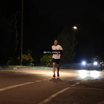 Runner Photo 9207983