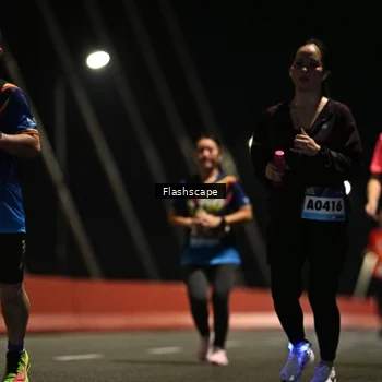 Runner Photo 9208050