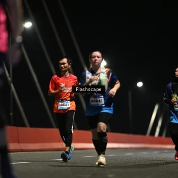 Runner Photo 9208088