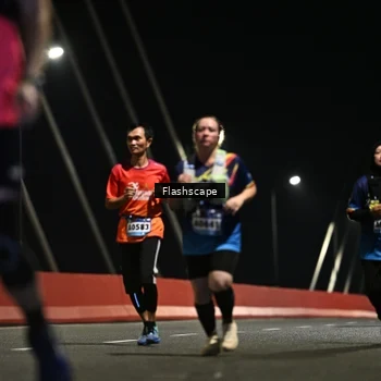 Runner Photo 9208092