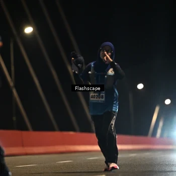 Runner Photo 9209070