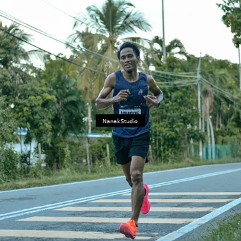 Runner Photo 9209221