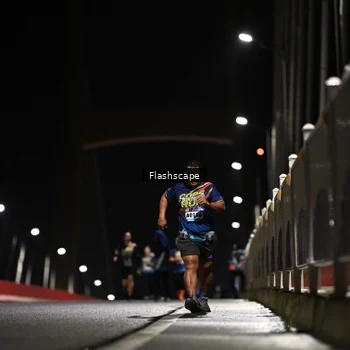 Runner Photo 9210684