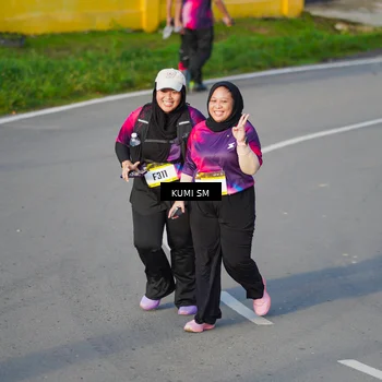 Runner Photo 9211200
