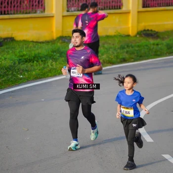 Runner Photo 9211446