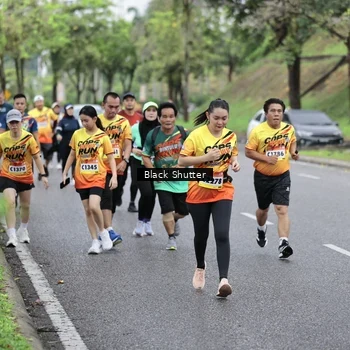 Runner Photo 9211448
