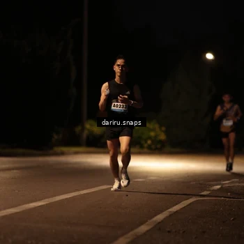 Runner Photo 9211652