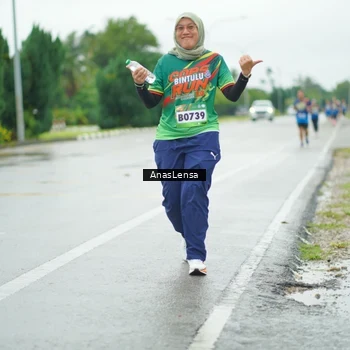 Runner Photo 9211686