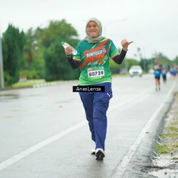 Runner Photo 9211774