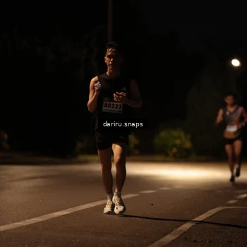 Runner Photo 9211818