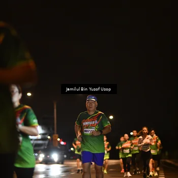 Runner Photo 9212052