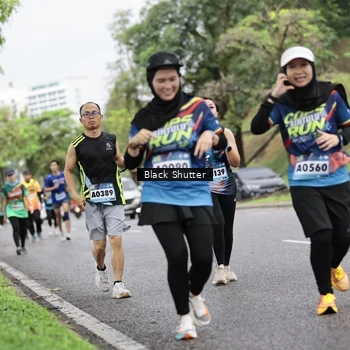 Runner Photo 9212484