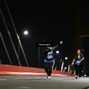 Runner Photo 9213318