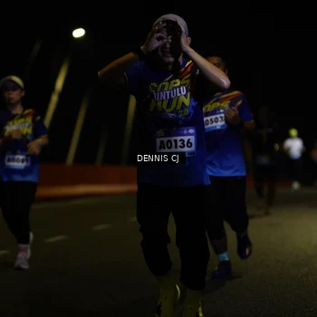 Runner Photo 9214002