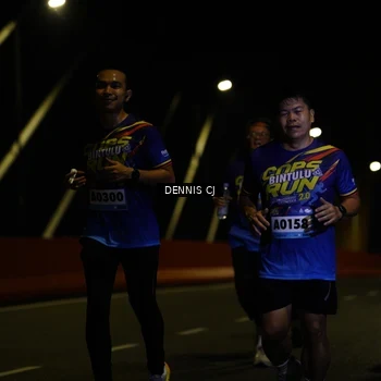 Runner Photo 9214217