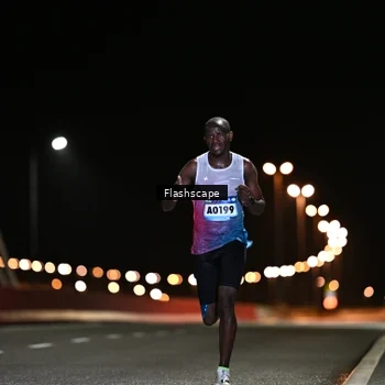 Runner Photo 9214359
