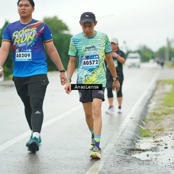 Runner Photo 9215054