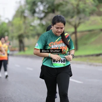 Runner Photo 9215060