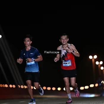 Runner Photo 9215818