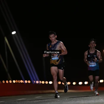 Runner Photo 9215853