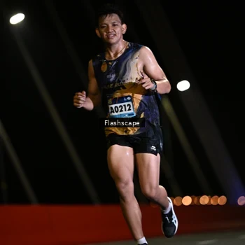 Runner Photo 9215909