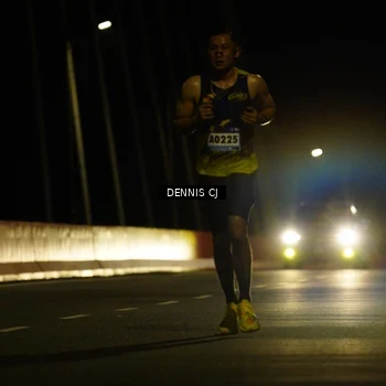 Runner Photo 9216349
