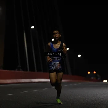 Runner Photo 9216756