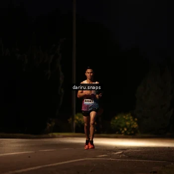 Runner Photo 9217099