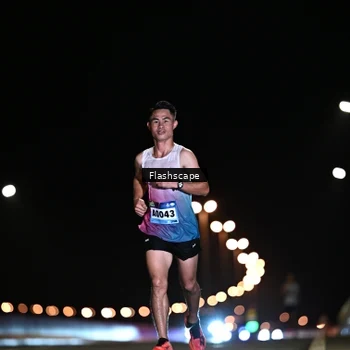 Runner Photo 9217125