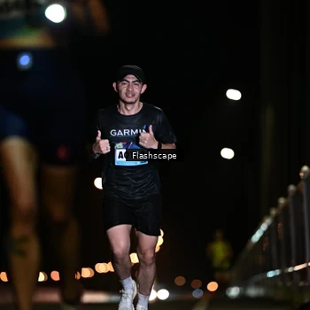 Runner Photo 9217593