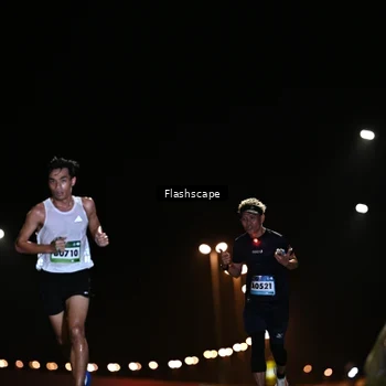 Runner Photo 9217604