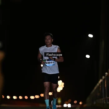 Runner Photo 9217669