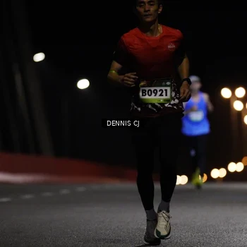 Runner Photo 9217940