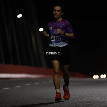 Runner Photo 9218001