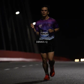 Runner Photo 9218008