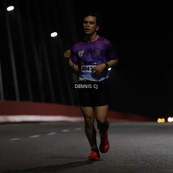 Runner Photo 9218015