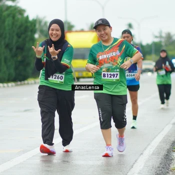 Runner Photo 9218638