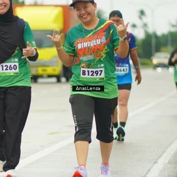 Runner Photo 9218681