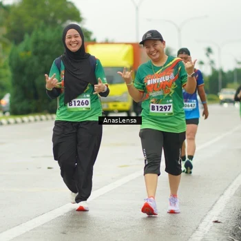 Runner Photo 9218689