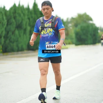 Runner Photo 9218860