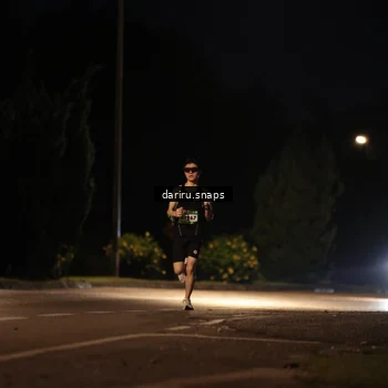 Runner Photo 9219096