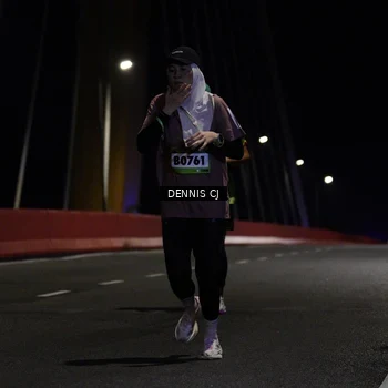 Runner Photo 9219331