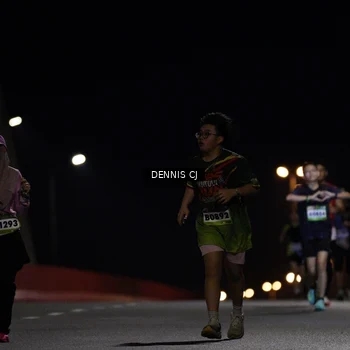 Runner Photo 9219513