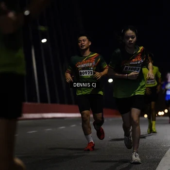 Runner Photo 9219728